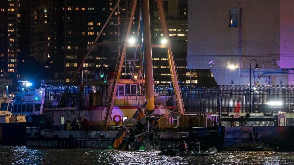 ¿Qué pudo ocurrir en el accidente de helicóptero en Nueva York?: las cuatro hipótesis de los expertos