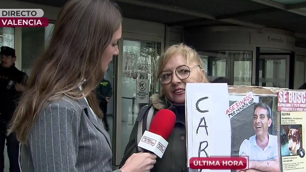 Victoria, familiar de una víctima de la DANA, a Salomé Pradas: "Que hubieran puesto a la cabra de la legión al frente"