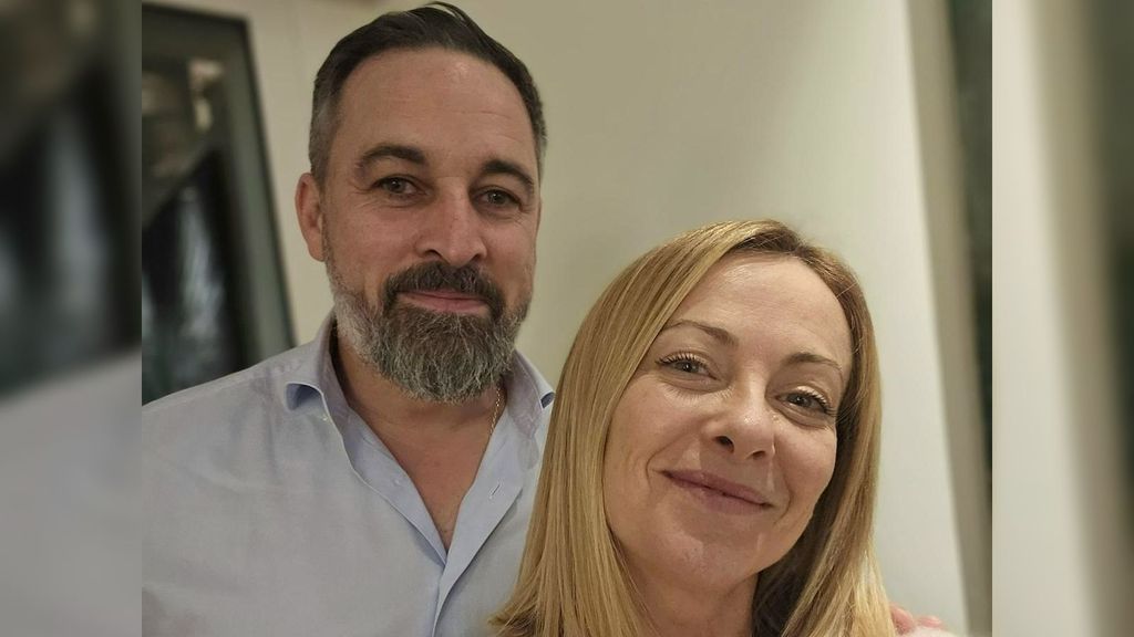 Santiago Abascal se ve con Meloni en Roma y ensalza al Gobierno italiano "en tiempos convulsos"