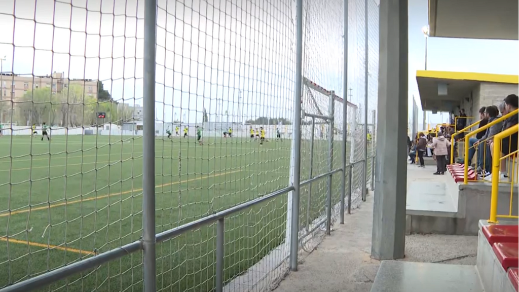 Dictan orden de alejamiento de menores para el entrenador detenido por pornografía en Tarragona