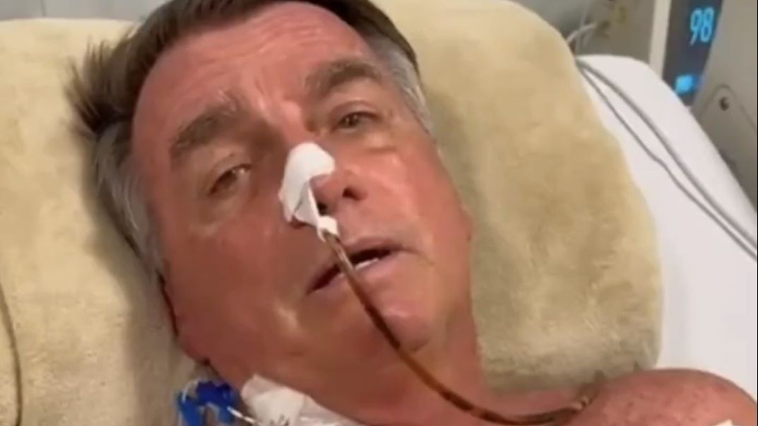 El expresidente brasileño Jair Bolsonaro, hospitalizado en Natal