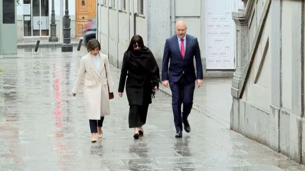 Los audios de la expareja de Ábalos sobre su empleo: "No tengo ni puta idea de lo que se hace allí"