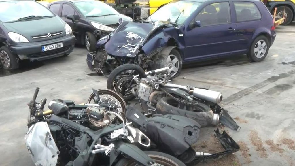 Dos motoristas mueren al chocar con un coche en Riudarenes, Girona