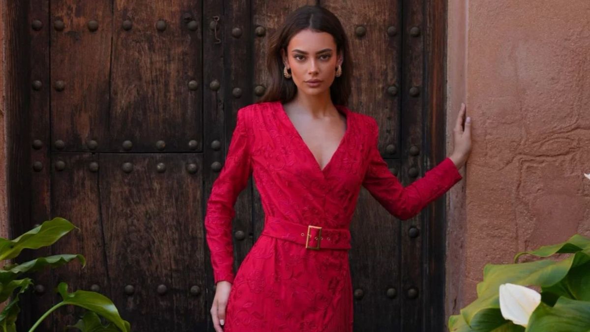 Vestir elegante en la Feria sin ir de flamenca, es posible