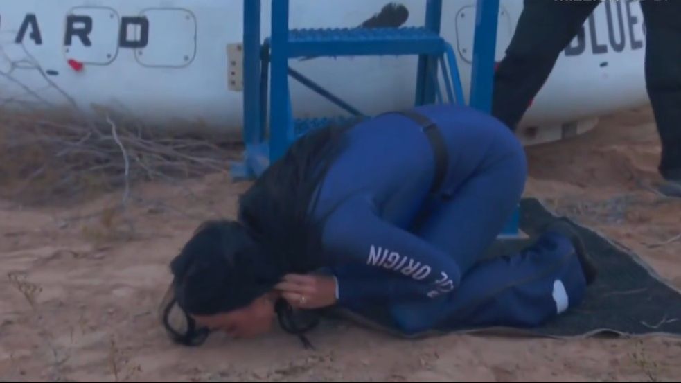 El beso al suelo de Katy Perry.