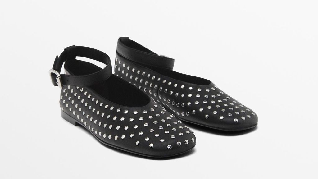 Bailarinas negras con tachas