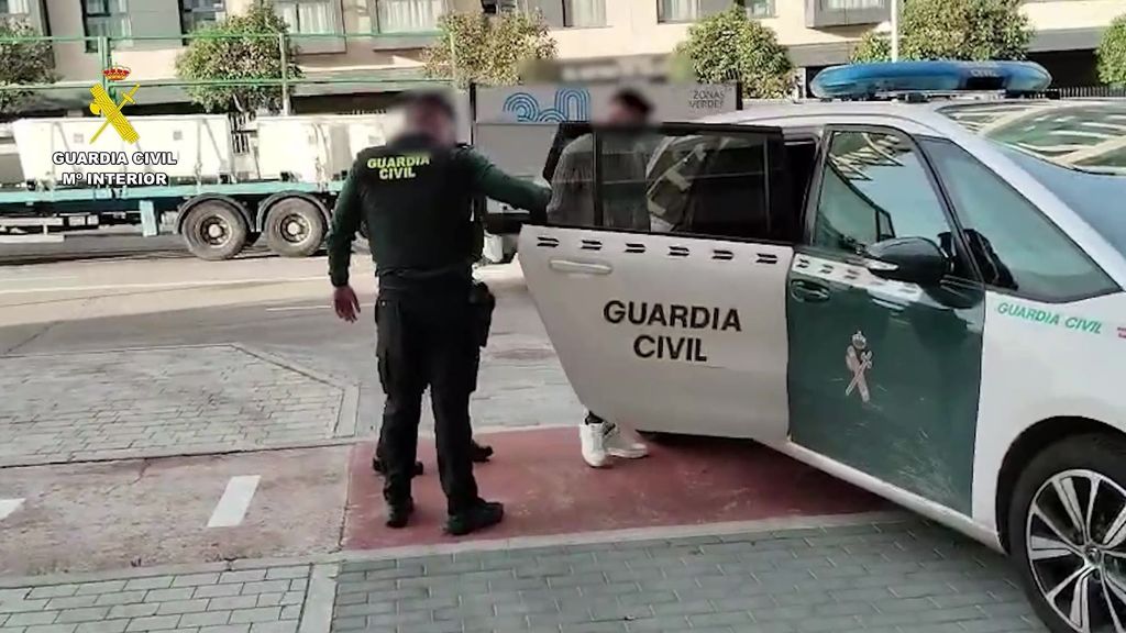 Cinco detenidos por estafar más de tres millones de euros a empresarios mediante préstamos ficticios