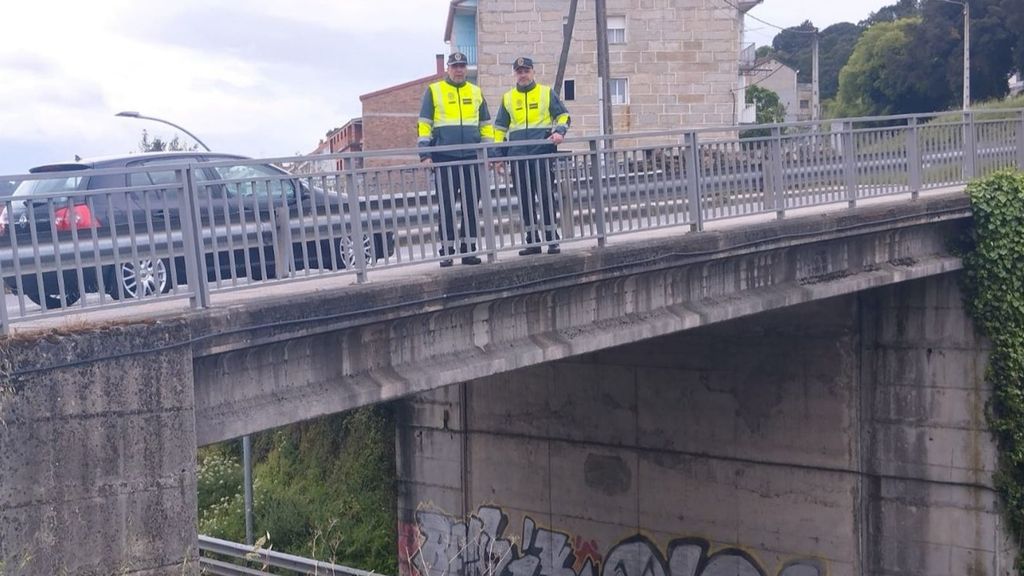 Los guardias civiles en el lugar donde sucedieron los hechos