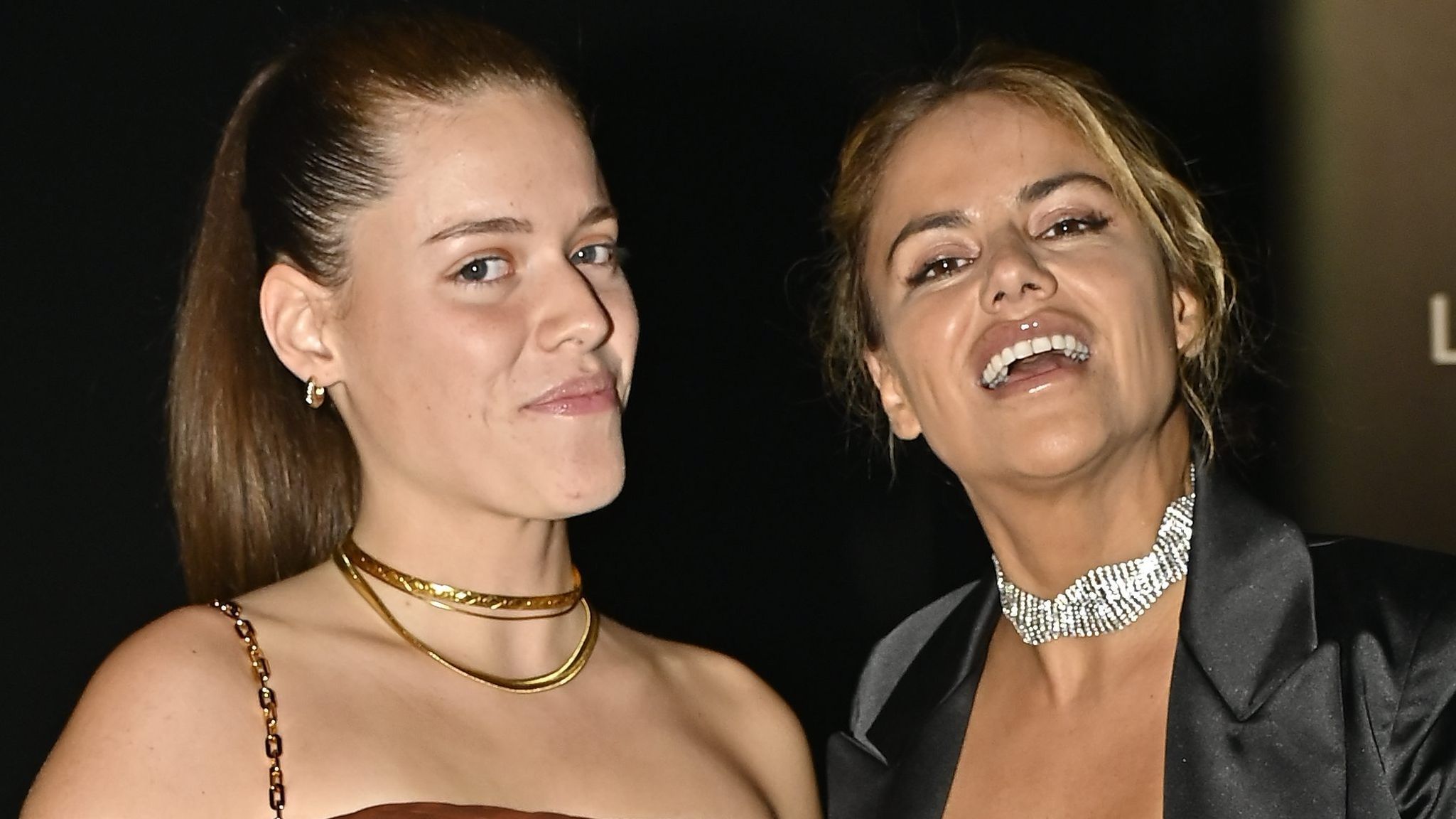 Luna Lozano y Mónica Hoyos