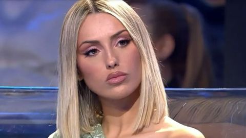 María Aguilar cuenta el por qué de su liposucción y le lanza un dardo a