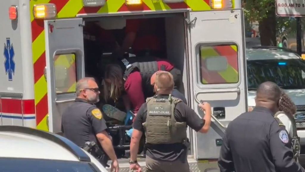 Al menos seis heridos por un tiroteo en la Universidad de Florida: hay un detenido