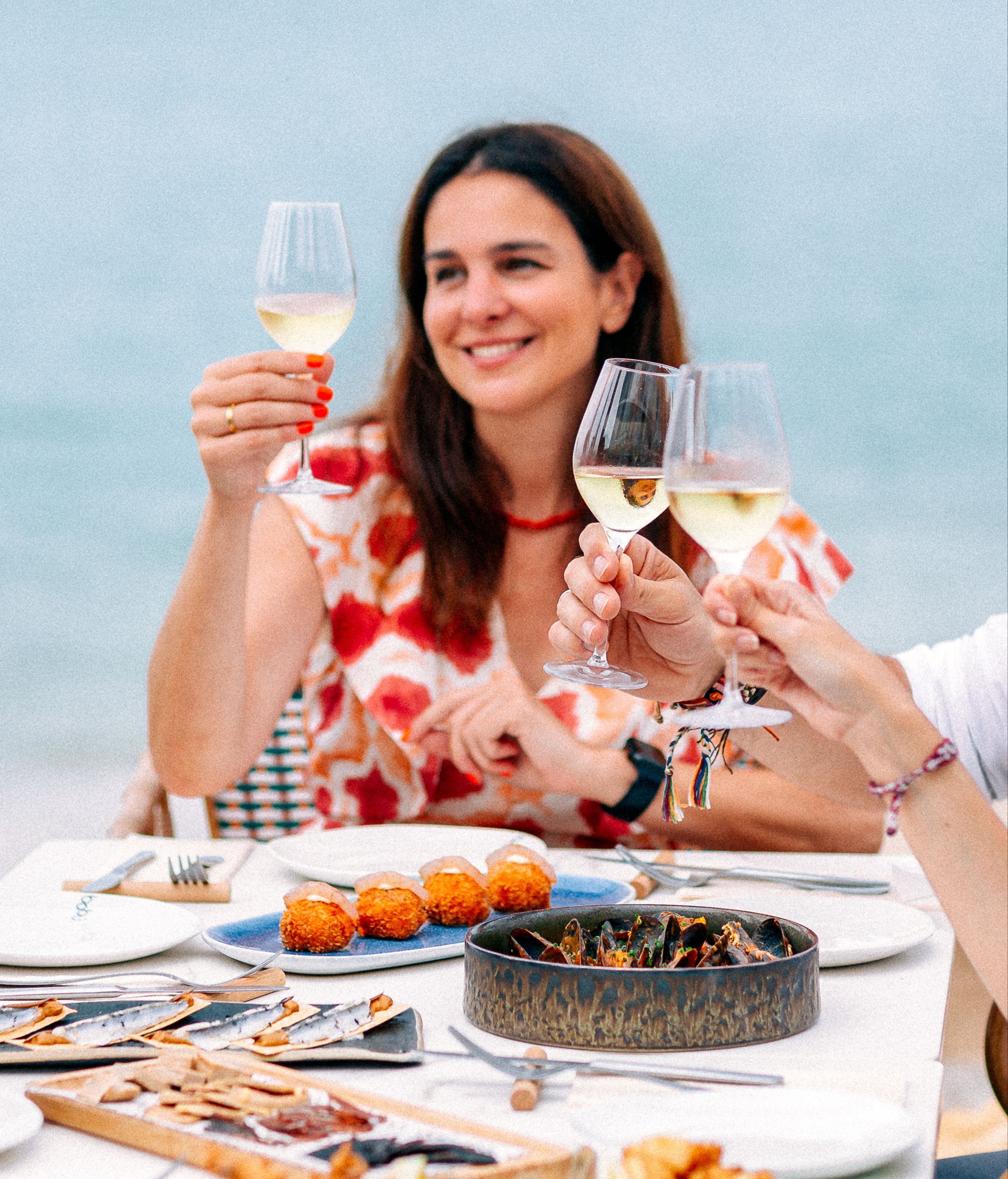 Es tiempo de fino y manzanilla, lo de la temperatura lo dejamos a tu elección.