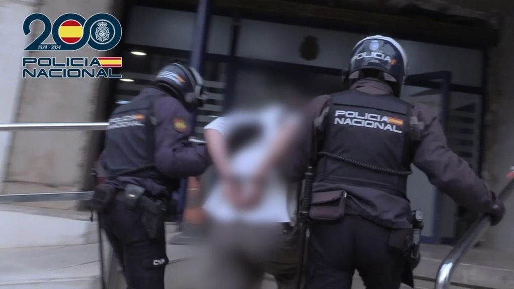 La Policía conduce detenido al presunto autor de varias agresiones sexuales en Valencia