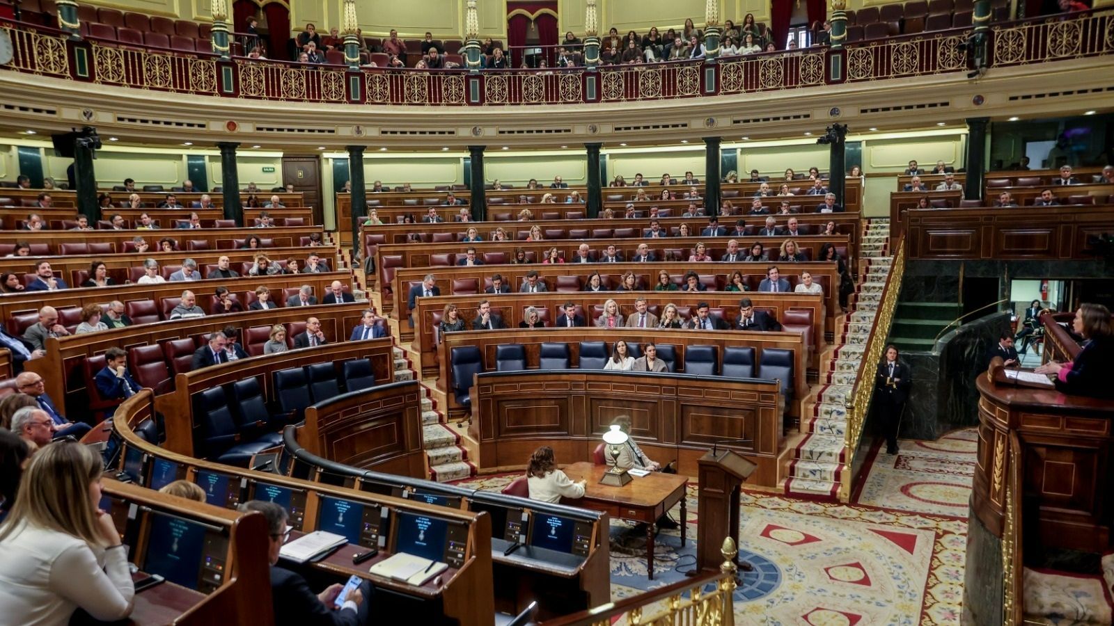 El PSOE alerta en el Congreso sobre la visión positiva del franquismo entre los jóvenes