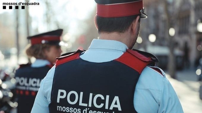 Agentes de patrulla de los Mossos d'Esquadra, en una imagen de archivo