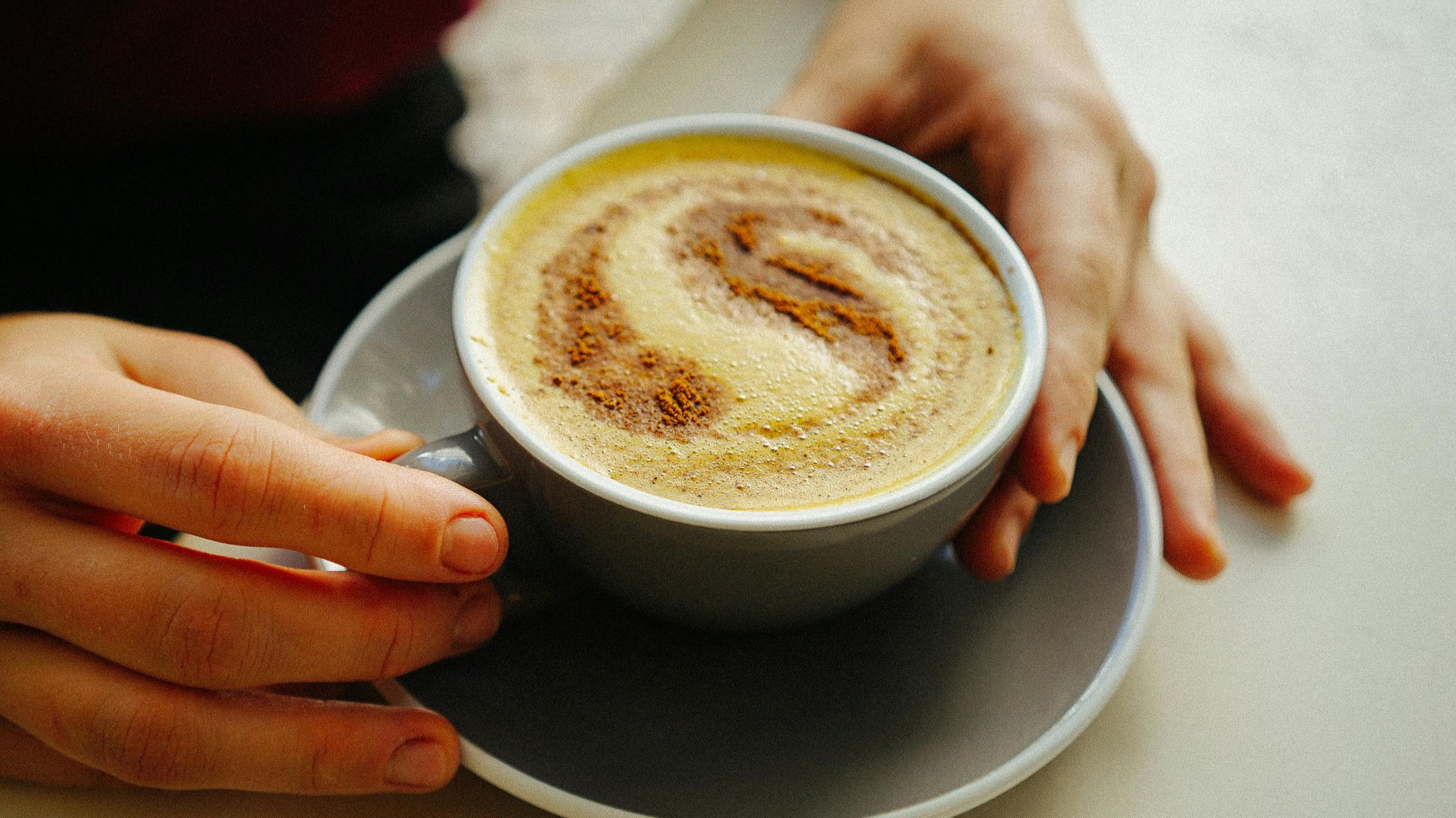 Cúrcuma latte. FUENTE: Pexels