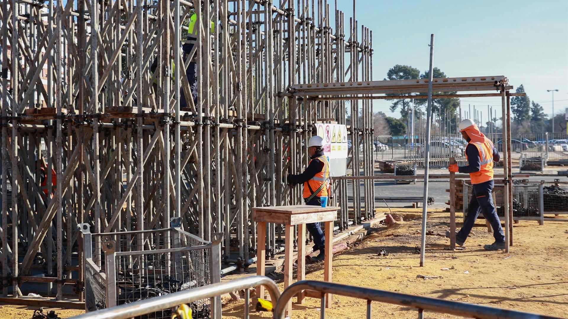 Roban en más de 100 casetas de la Feria de Sevilla en pleno montaje