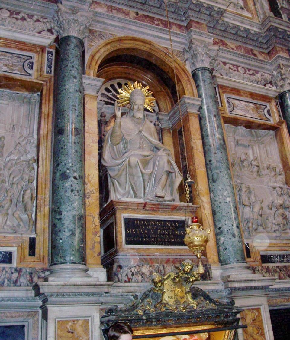 Tumba del papa Pío V