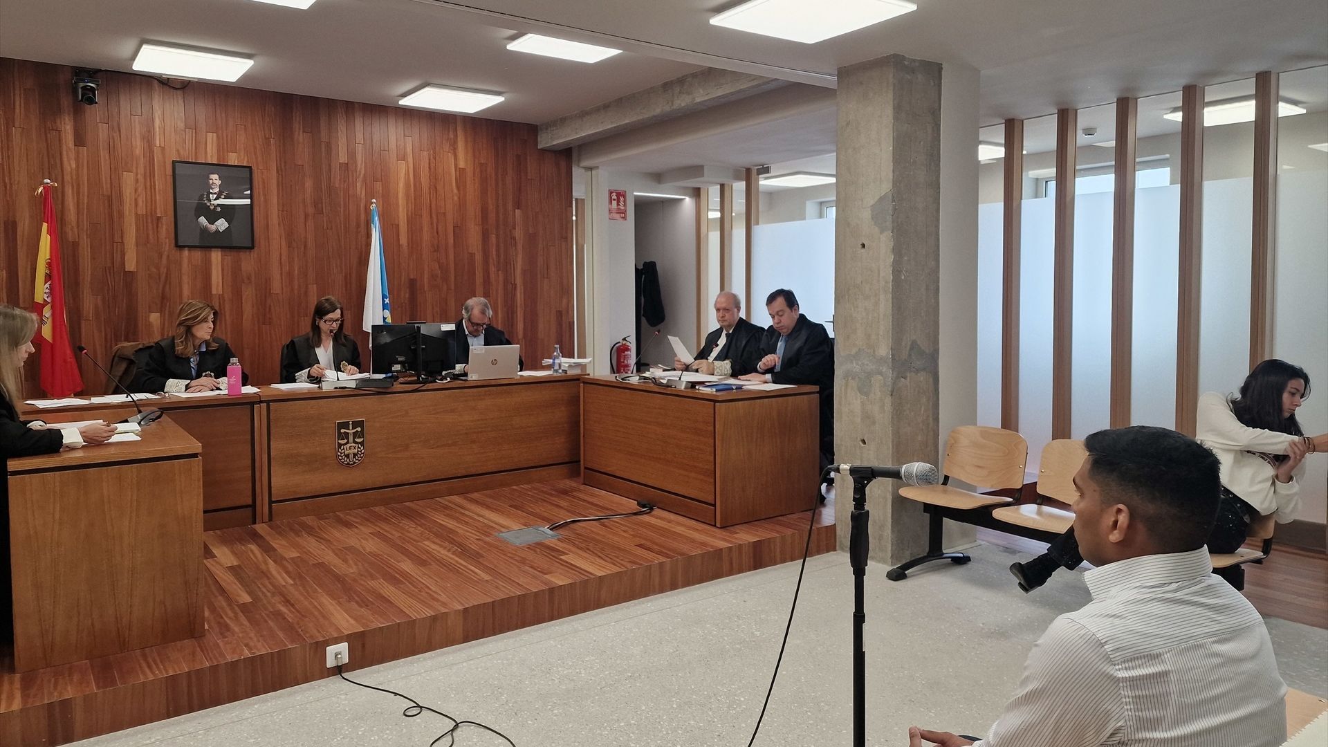 Un acusado de abuso y agresión sexual ha aceptado cuatro años y tres meses de cárcel.