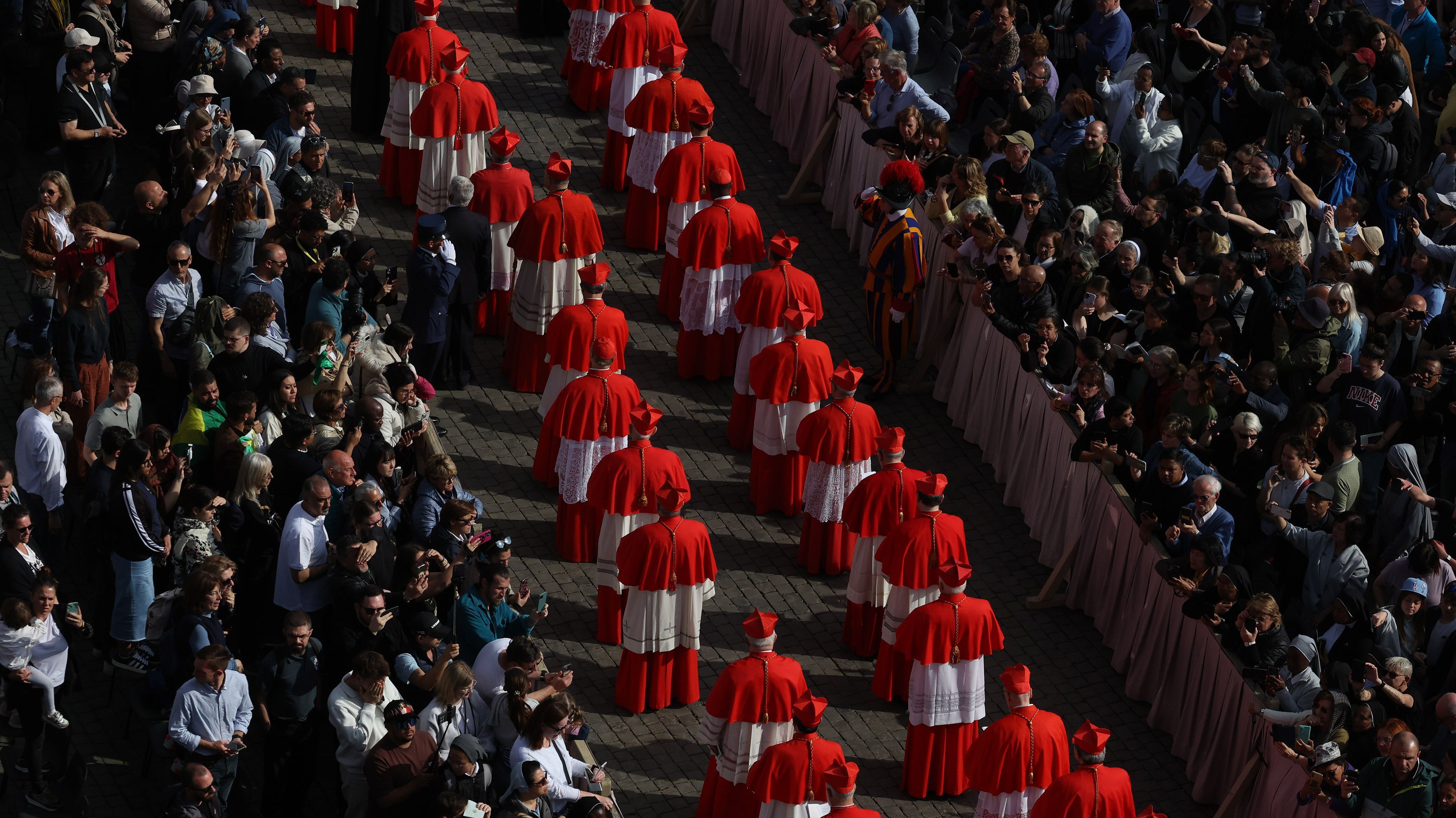 El cónclave para elegir al sucesor del papa Francisco, todavía sin fecha: los cardenales siguen sin anunciar una decisión
