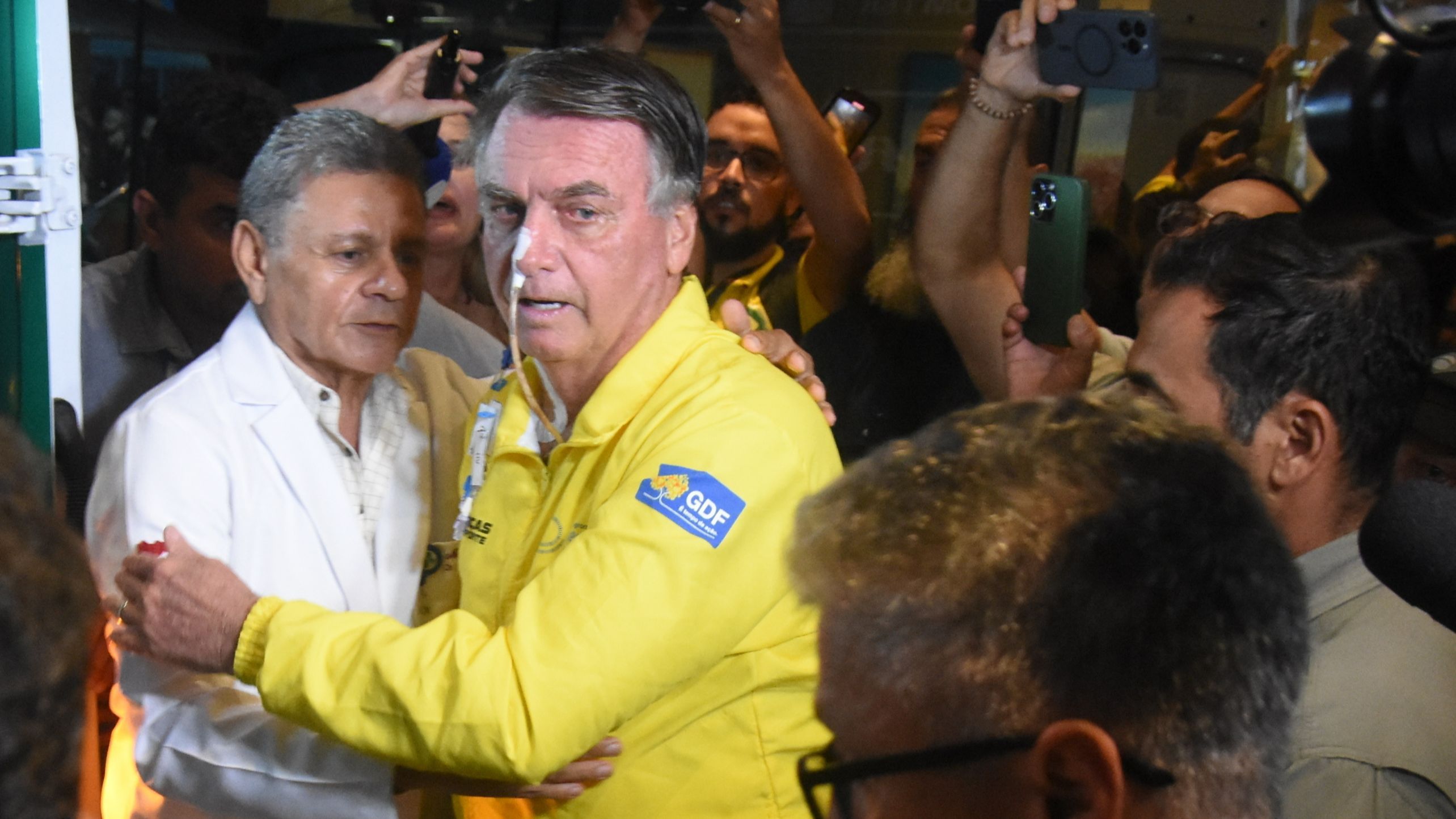 Empeora el estado de salud del expresidente brasileño Jair Bolsonaro, que permanece en cuidados intensivos