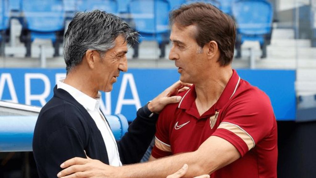 imanol alguacil y julen lopetegui se saluda en el reale arena foto efe