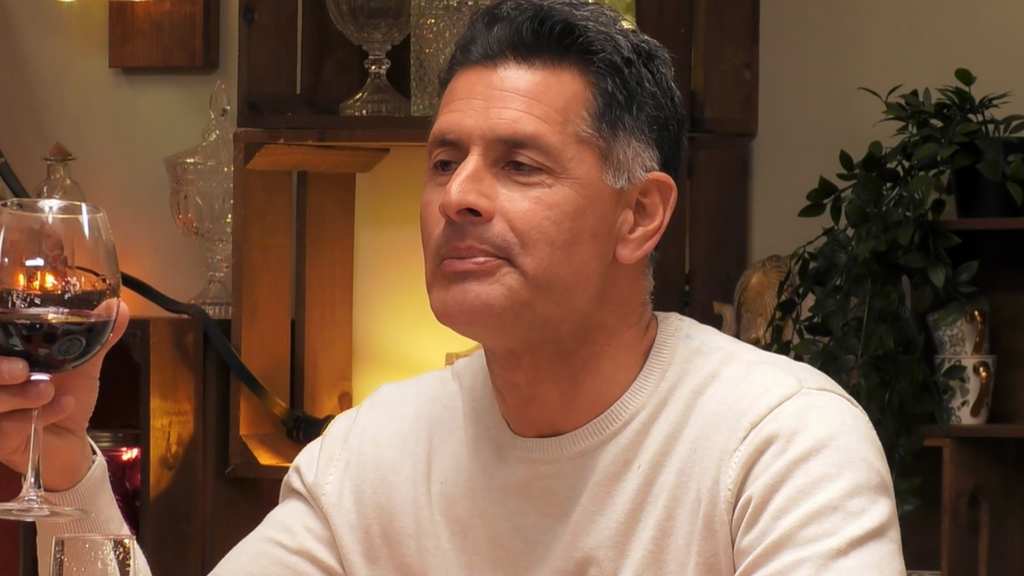 Matías frena en seco el coqueteo de una soltera de ‘First Dates’: “Es una relación de barman a cliente, nada más”