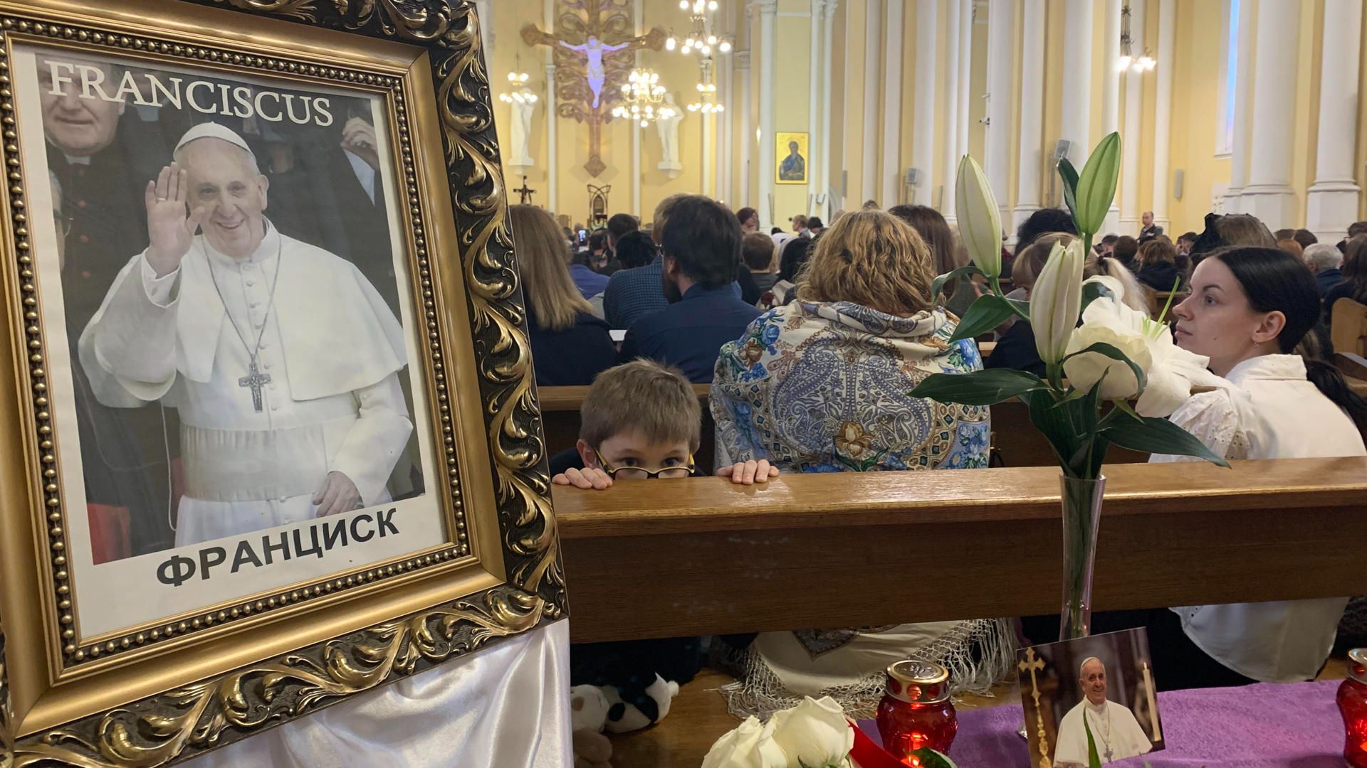 Misa en honor al papa Francisco en Moscú