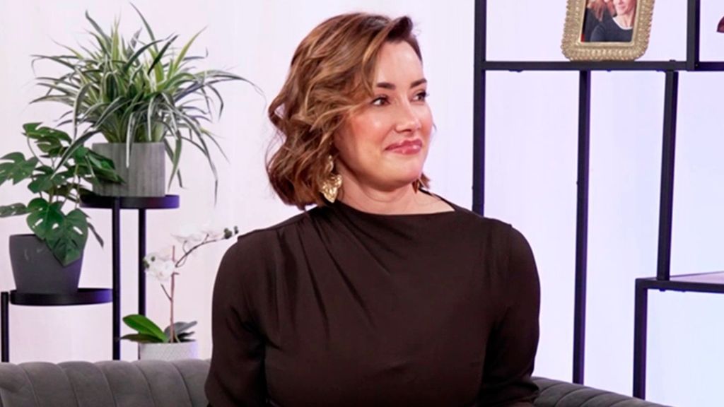 Adara Molinero carga contra Tamara Gorro En las mejores familias Temporada 2 Top Vídeos 74