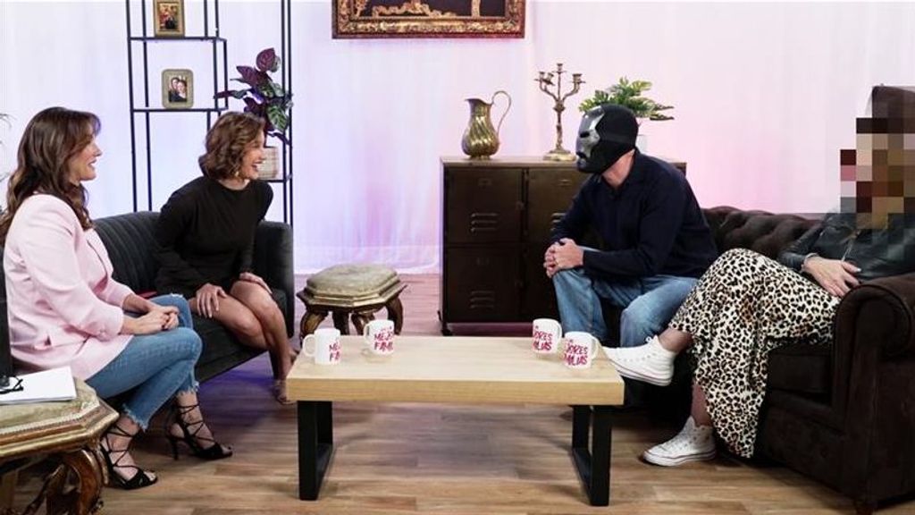 Adara Molinero recuerda con Alexinos cómo se conocieron En las mejores familias Temporada 2 Top Vídeos 73