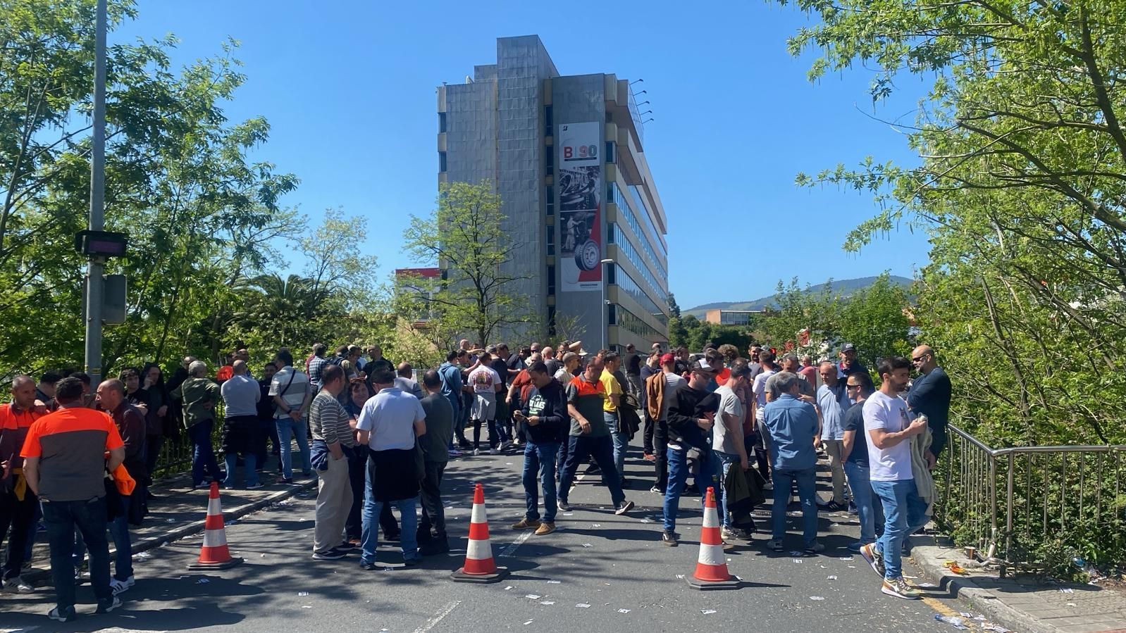 Los trabajadores han respaldo la propuesta del comité de convocar huelgas el 30 de abril y el 1, 5 y 6 de mayo