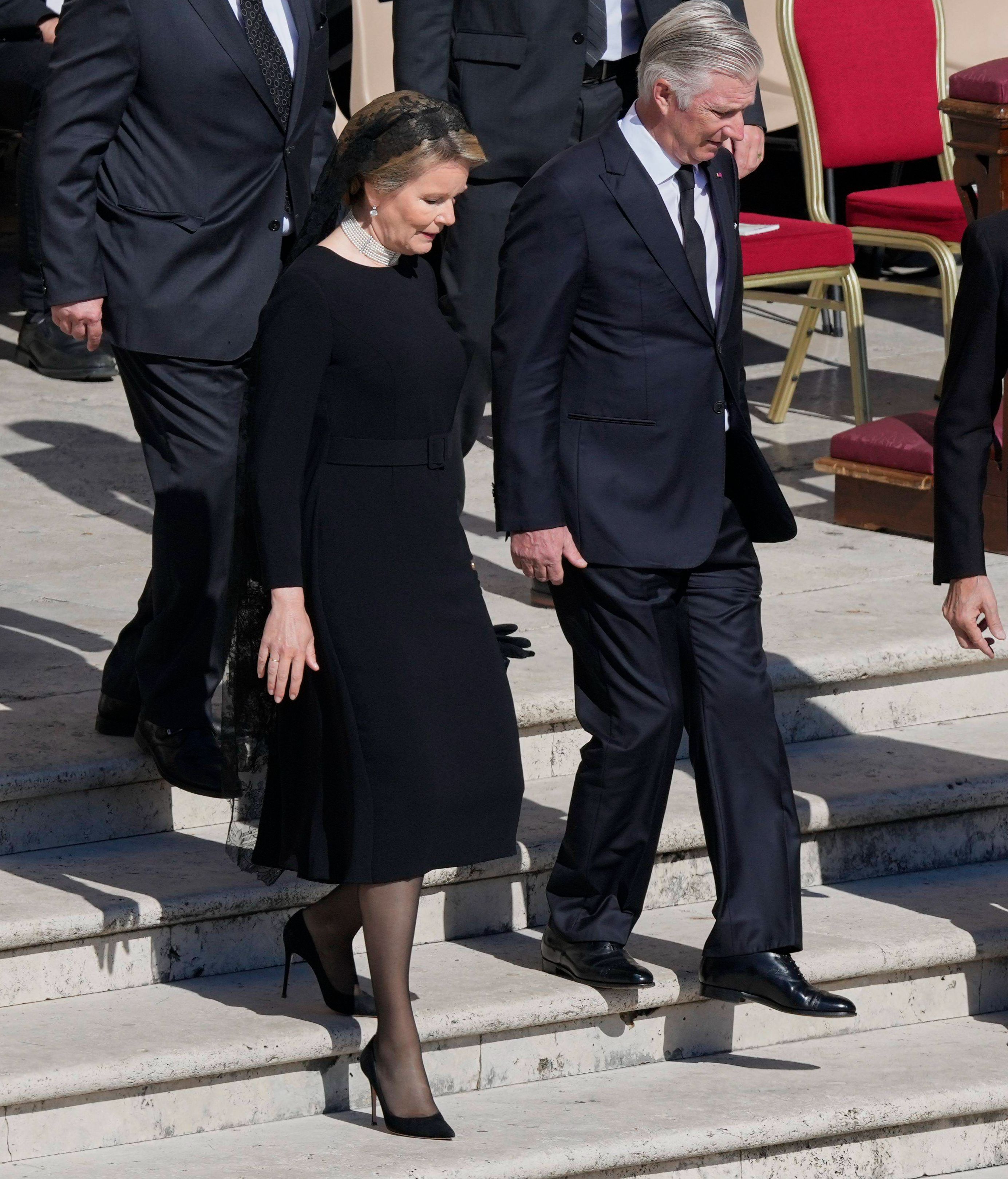 Felipe y Matilde de Bélgica, en el funeral del papa Francisco