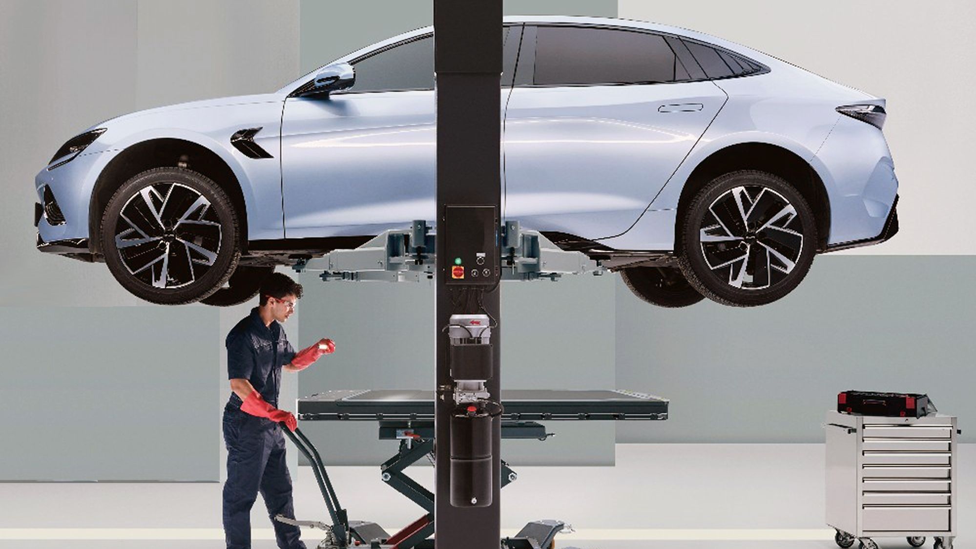 La mayor sencillez de los coches eléctricos es la clave para que sufran menos averías y fallos