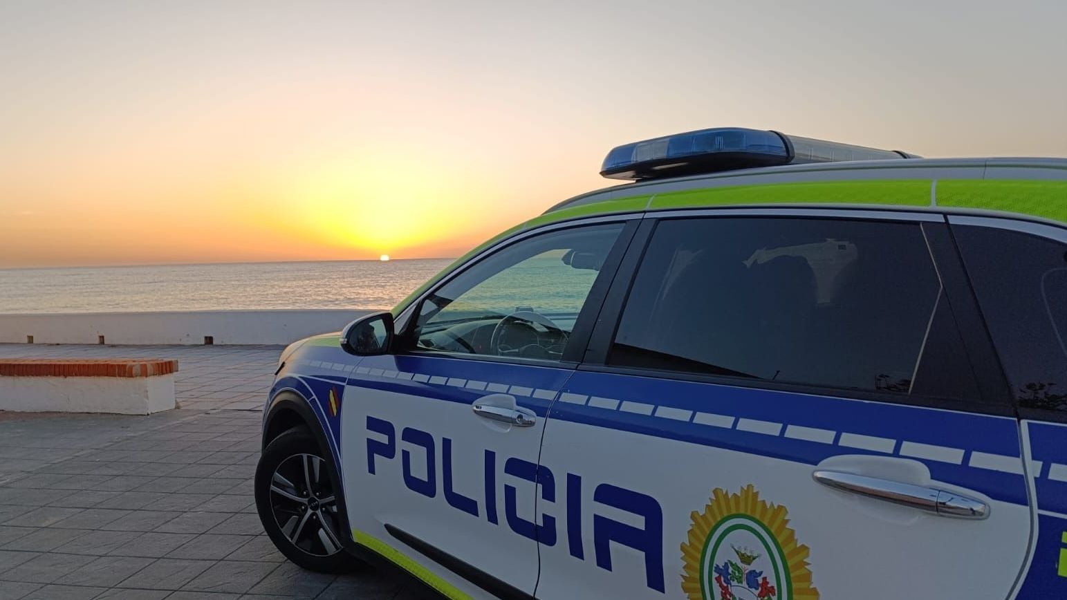 La Policía de Mijas detiene a un hombre por agredir y amenazar a su hermana