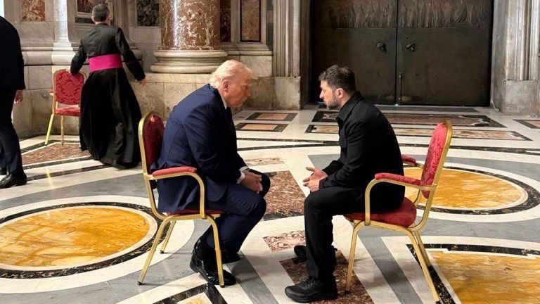 La reunión de Zelenski y Trump en la basílica de San Pedro