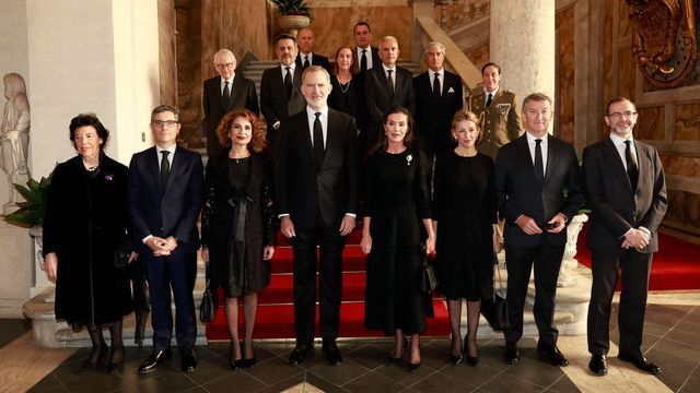 los reyes de espana en roma para asistir al funeral del papa francisco a19d