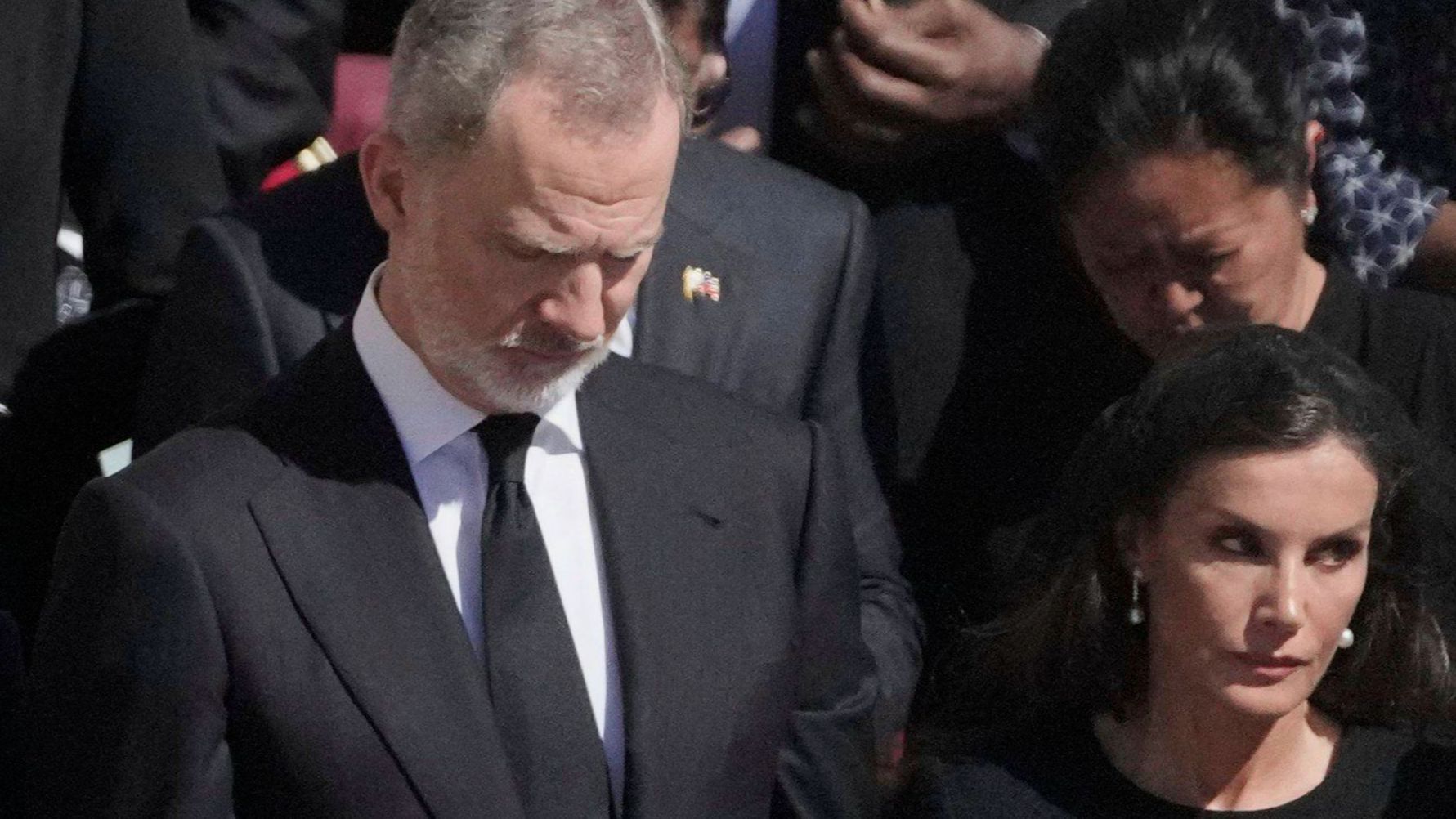 Los reyes Felipe y Letizia en el funeral del papa Francisco.