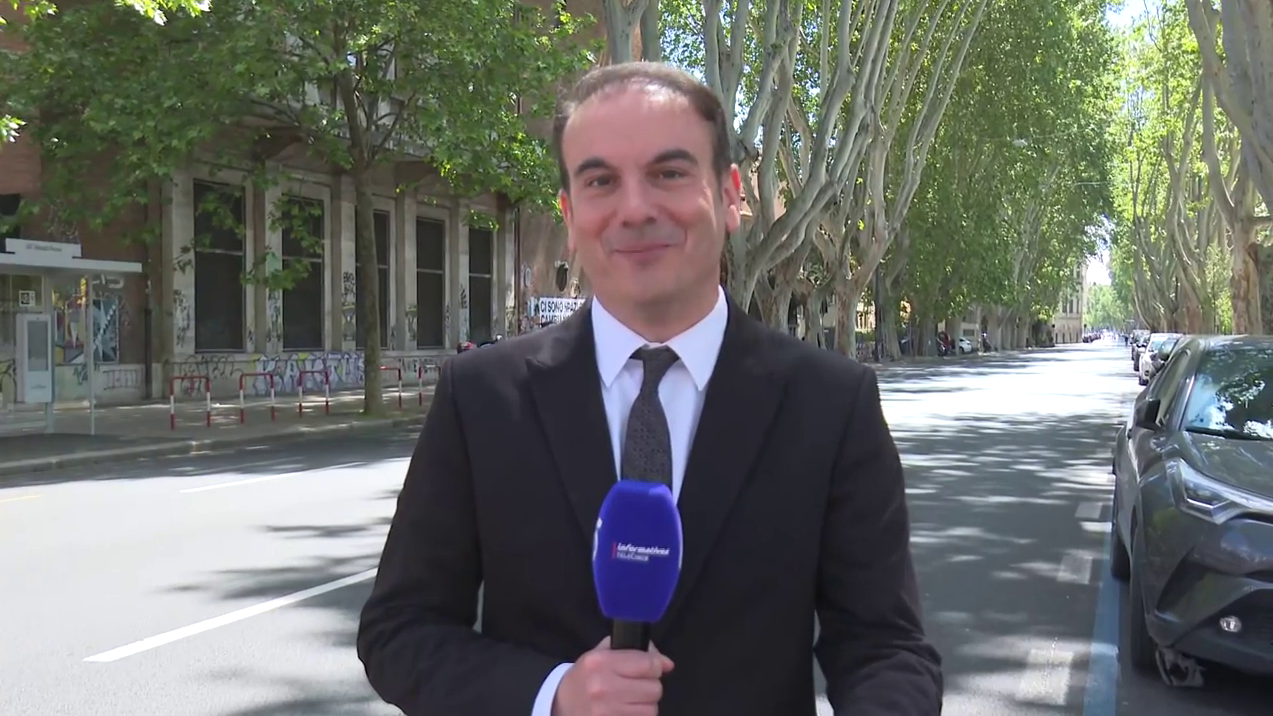 David Cacho sondea a los católicos en Roma