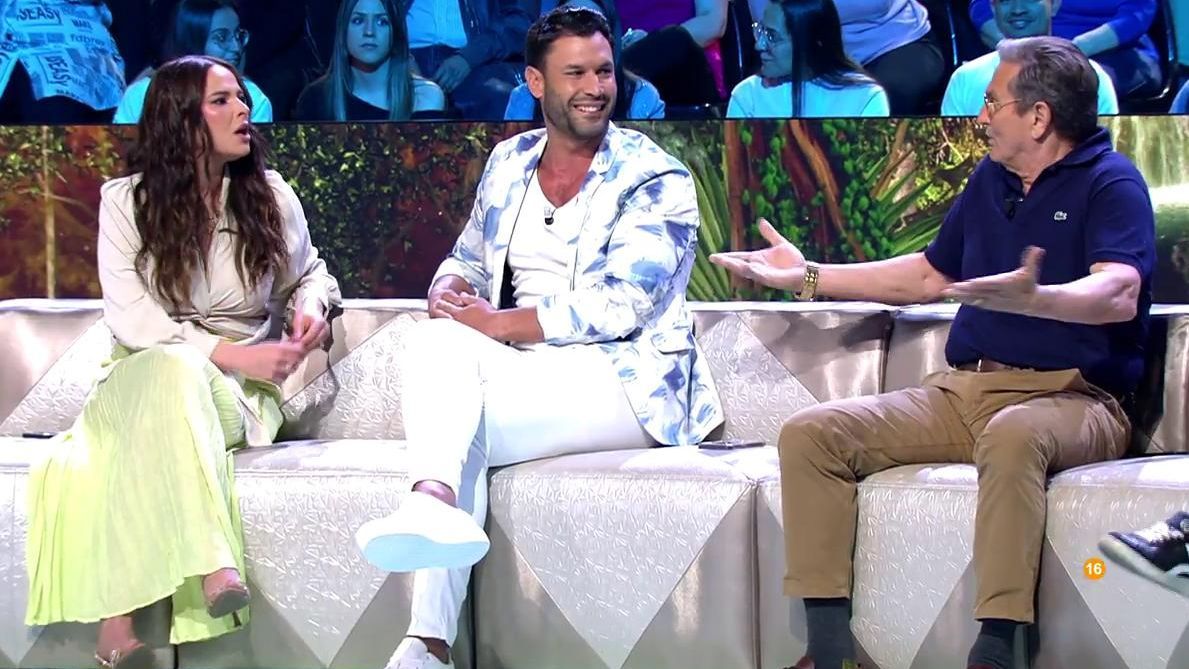 Tensión entre Marta Peñate y el padre de Manuel en el plató