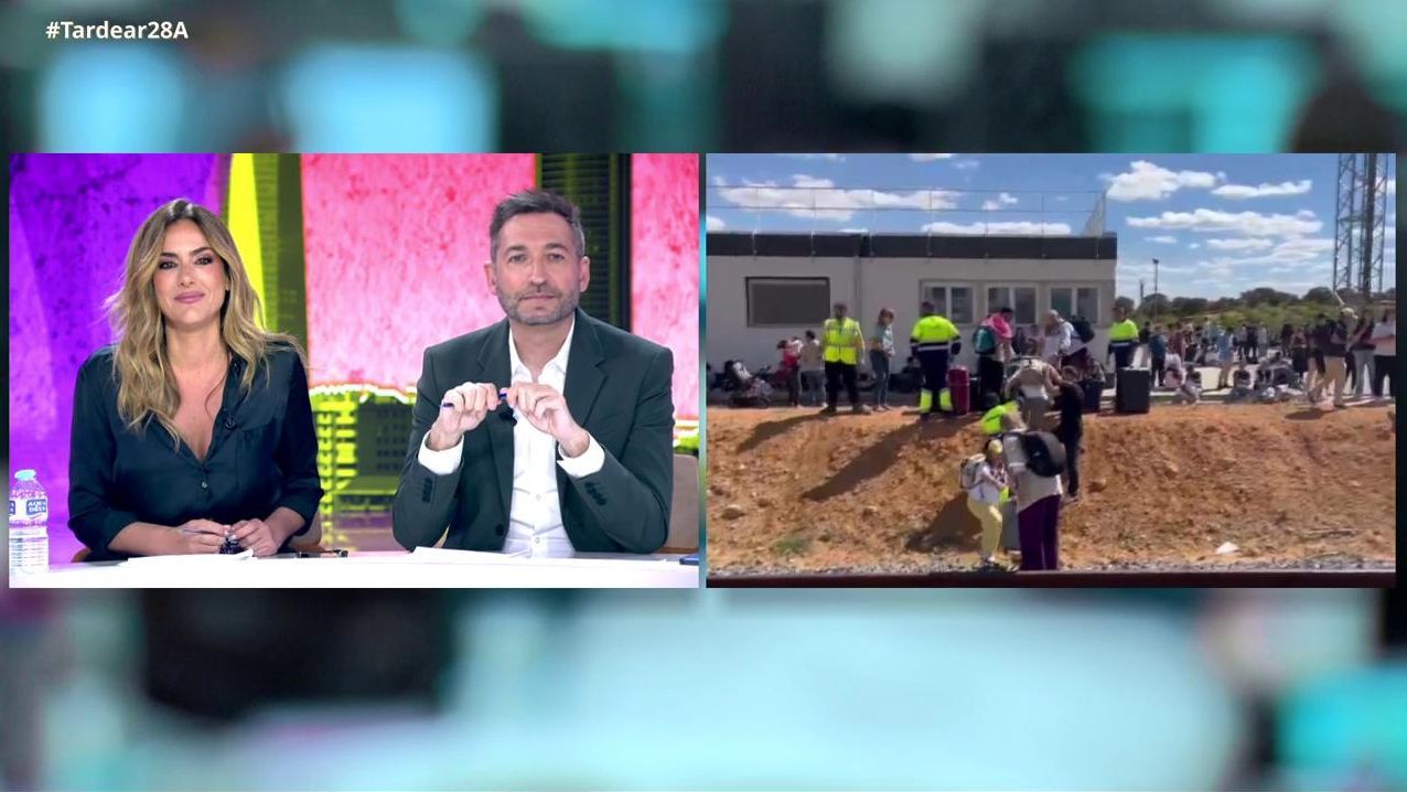 David lleva atrapado en un tres más de seis horas: "No hay previsión de lo que pueda pasar"