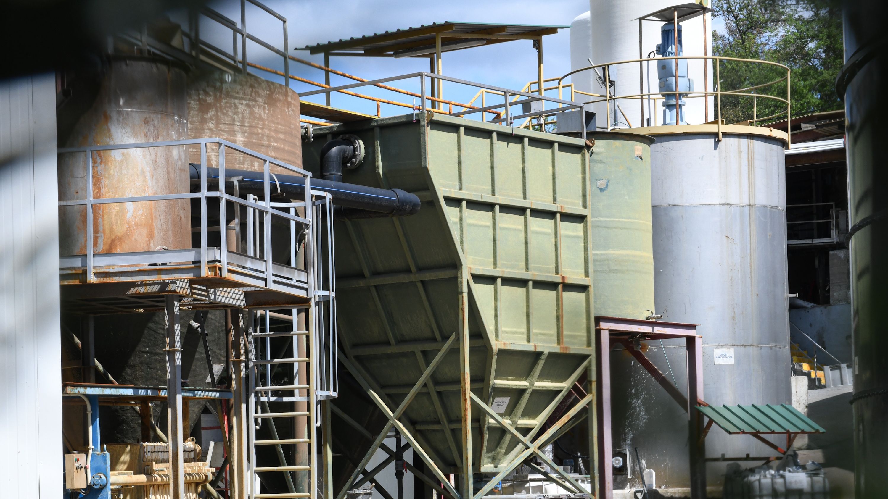 Instalaciones de la industria de reciclaje de baterías Exide Technologies, a 28 de abril de 2025