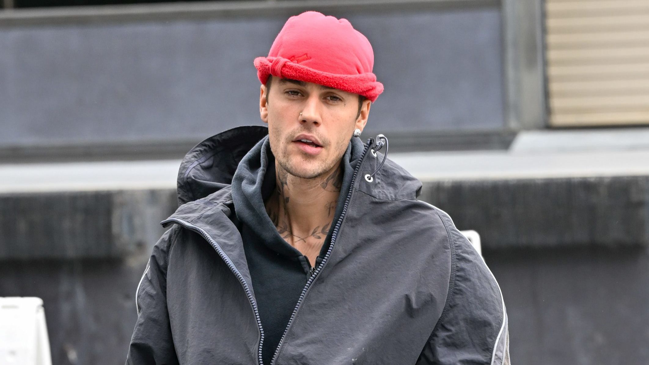 Justin Bieber este mes de abril.