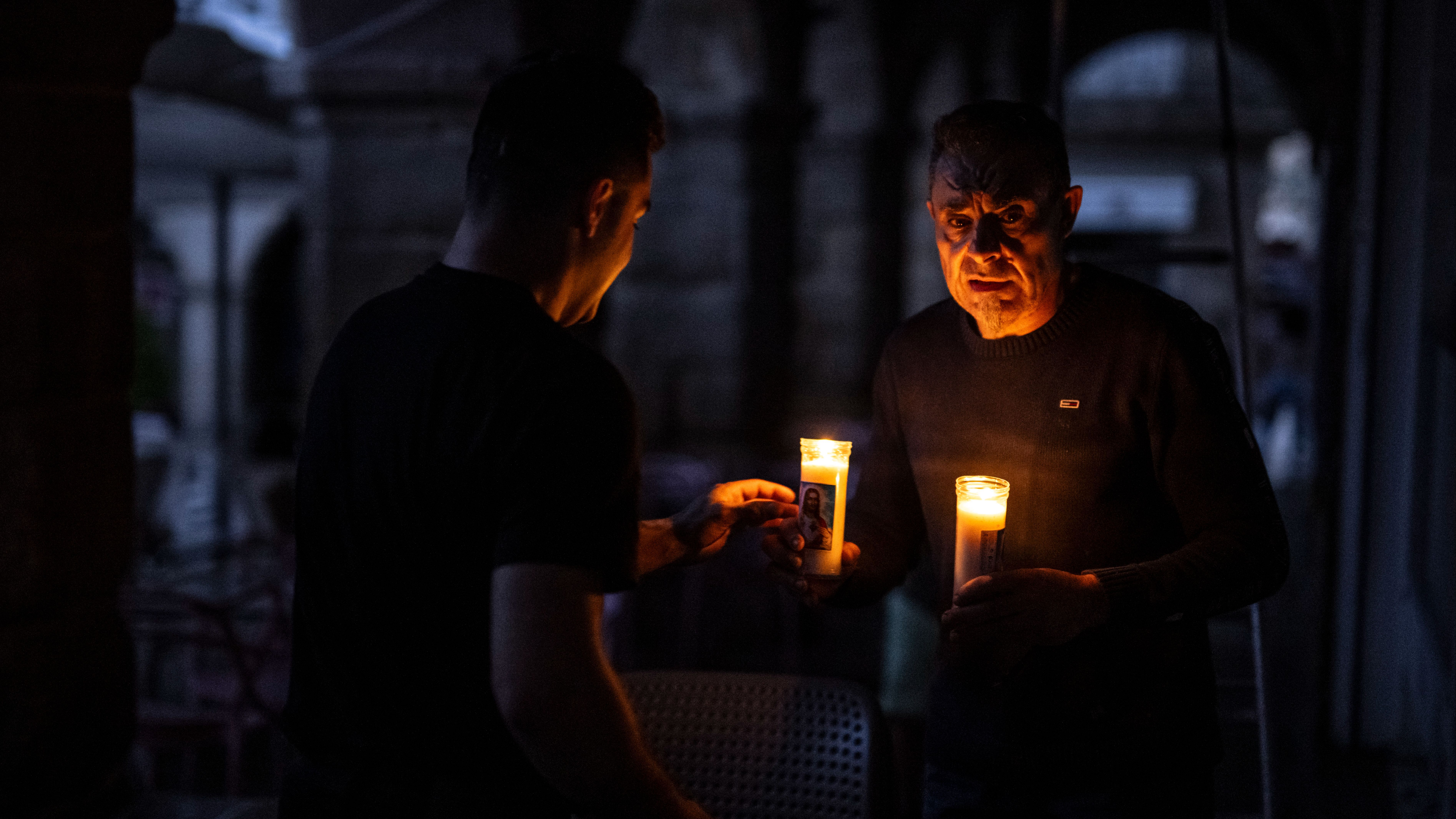 Un 59,6% de los ciudadanos ve insuficiente la información que dio el Gobierno en el apagón, según el CIS