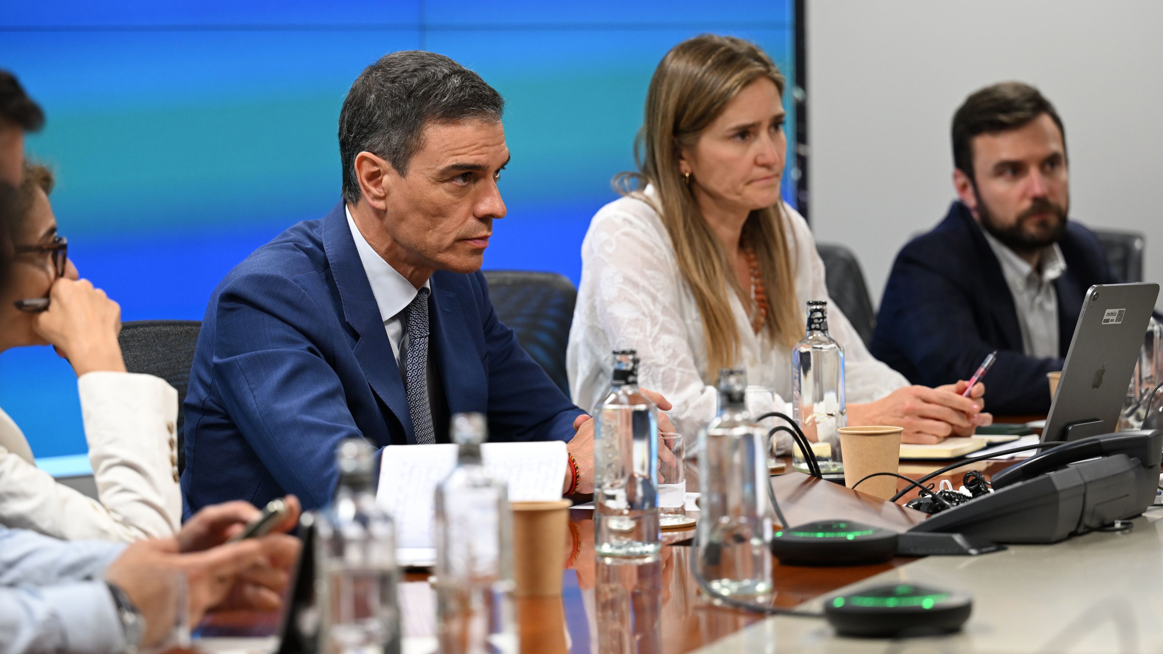 El Consejo de Ministros, centrado en exclusiva en el apagón: la reducción de la jornada laboral, pospuesta al miércoles