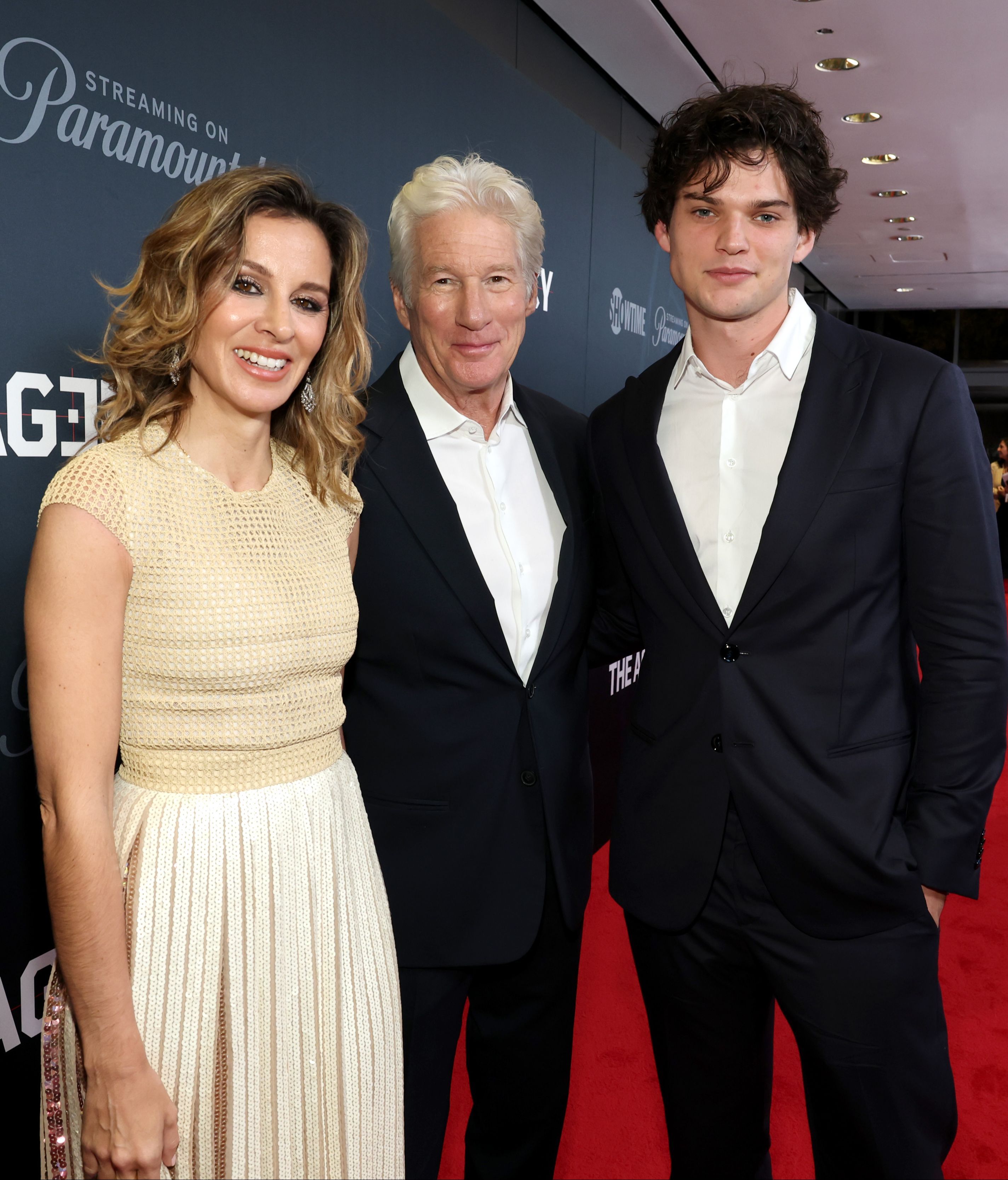 Familia Gere en el estreno de The Agency