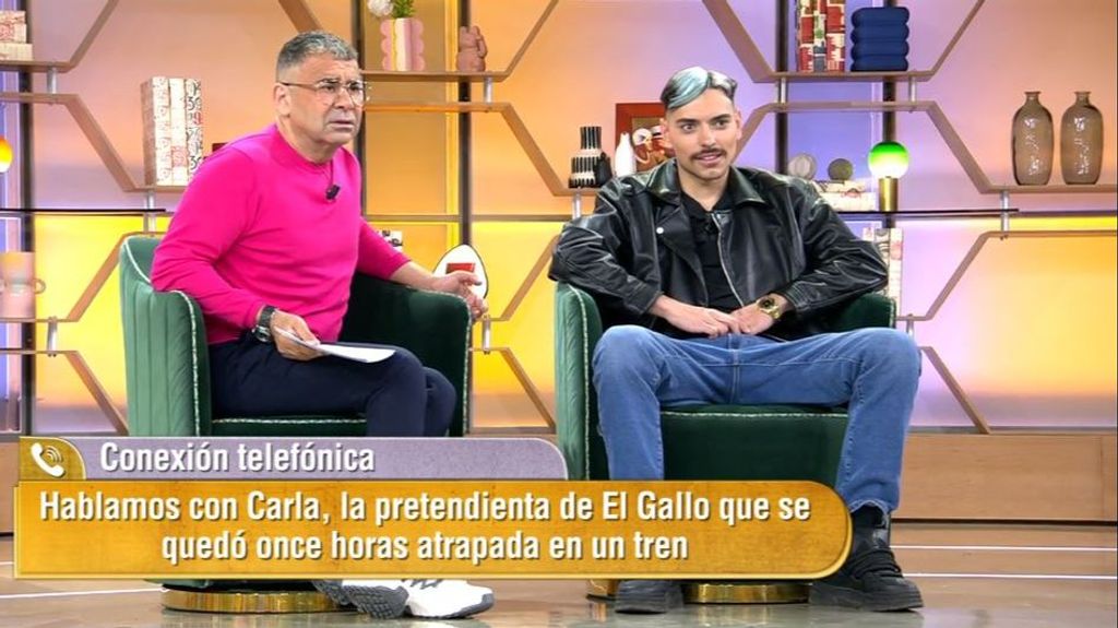 La 'pretendienta' de un invitado de 'El diario de Jorge' cuenta la odisea que vivió en un tren tras el apagón: "Estuvimos más de diez horas ahí"