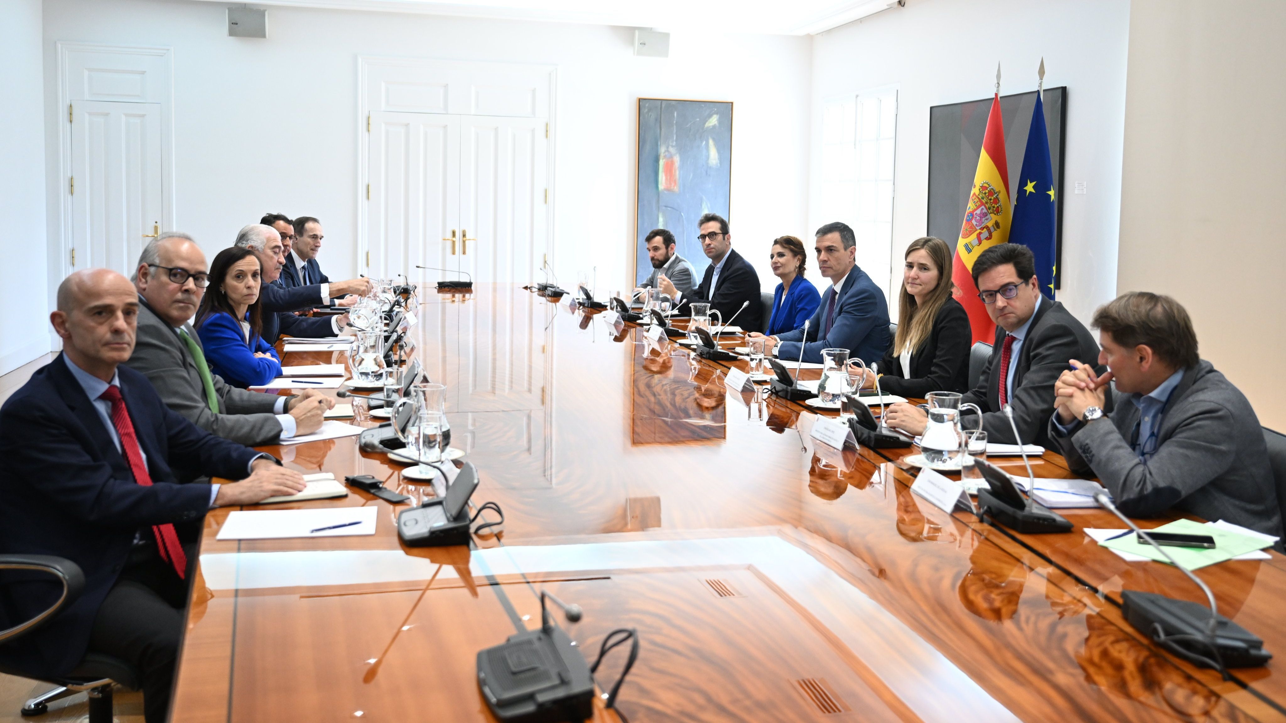 Pedro Sánchez pide colaboración a las eléctricas para identificar las causas del apagón