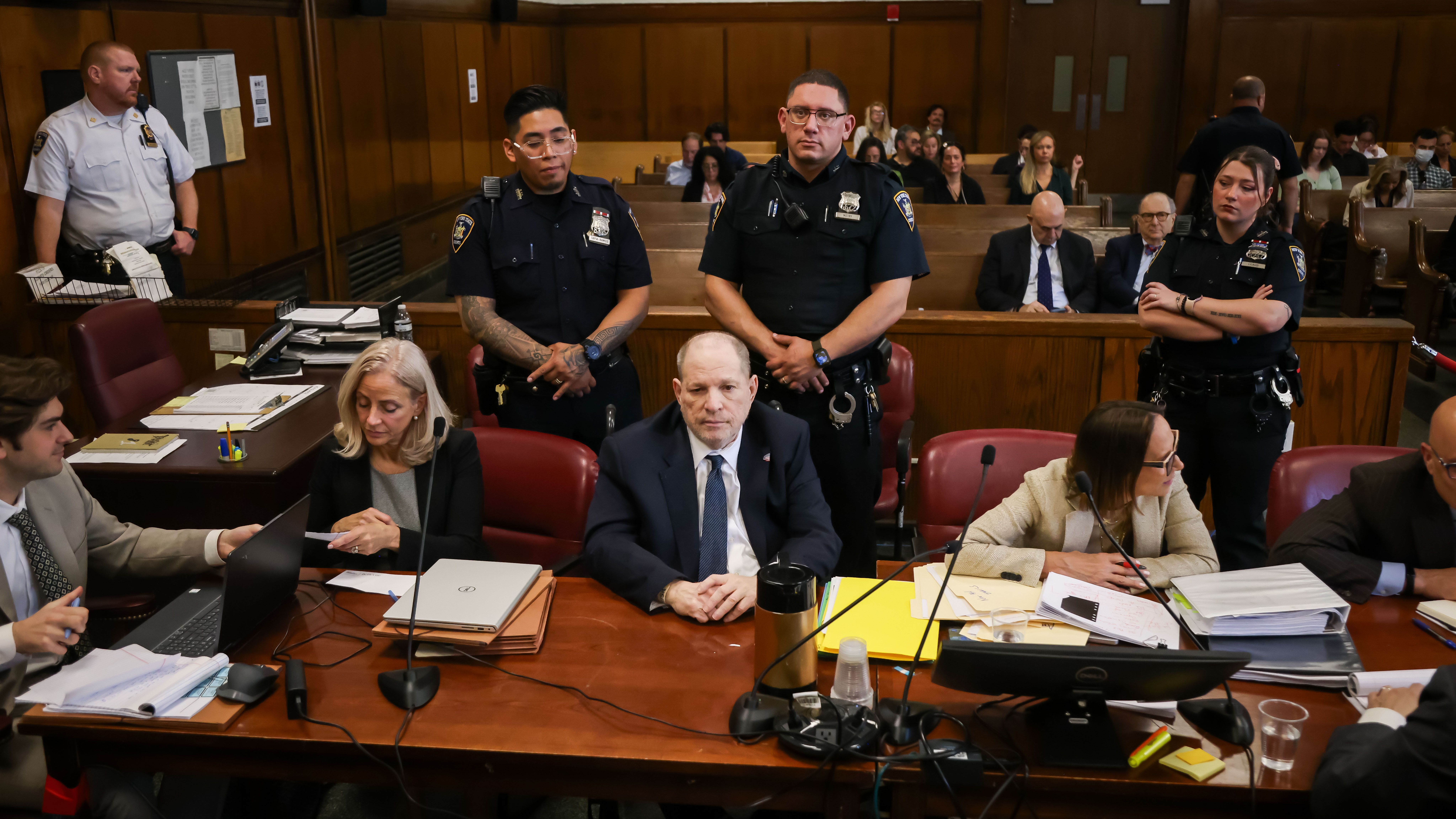 Harvey Weinstein asiste al tribunal de Nueva York