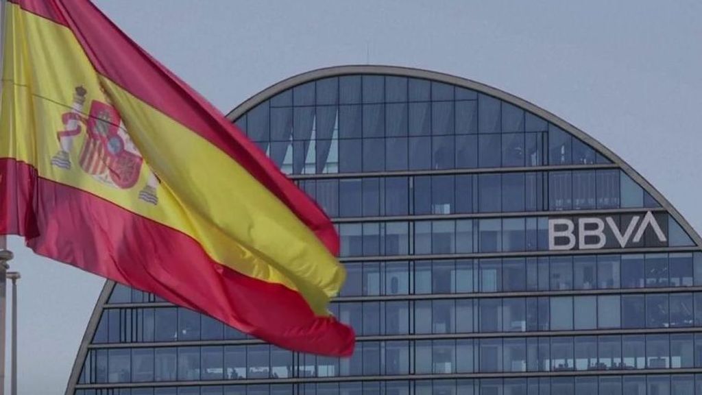 La CNMC aprueba la OPA de BBVA sobre Sabadell en fase dos con compromisos