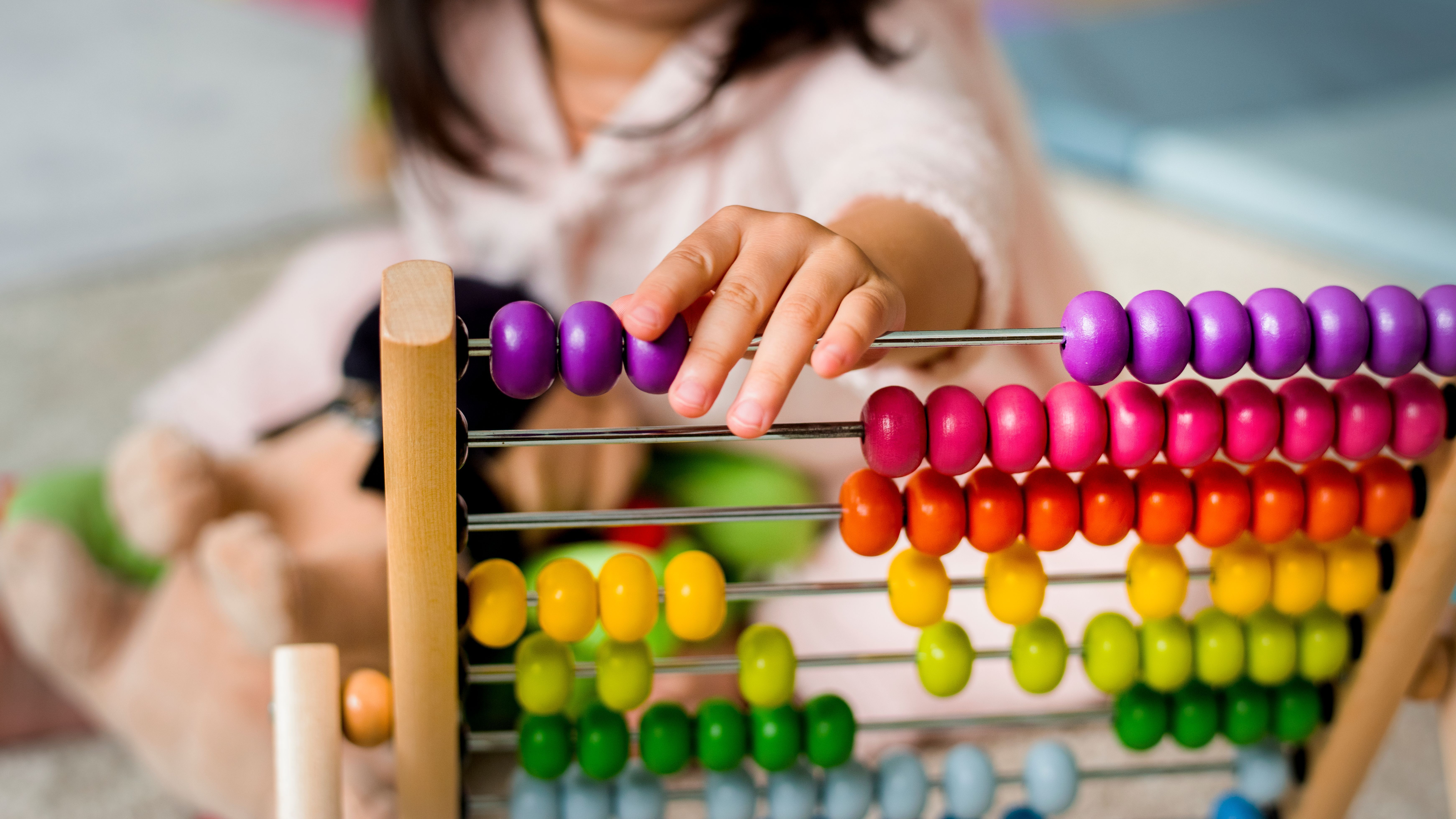 montessori vs tradicional